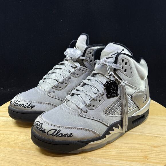 Air Jordan 5 Retro Wings Womens Grey Shoes Sz 7.5 New Sneaker IO2038-001 - Picture 7 of 10